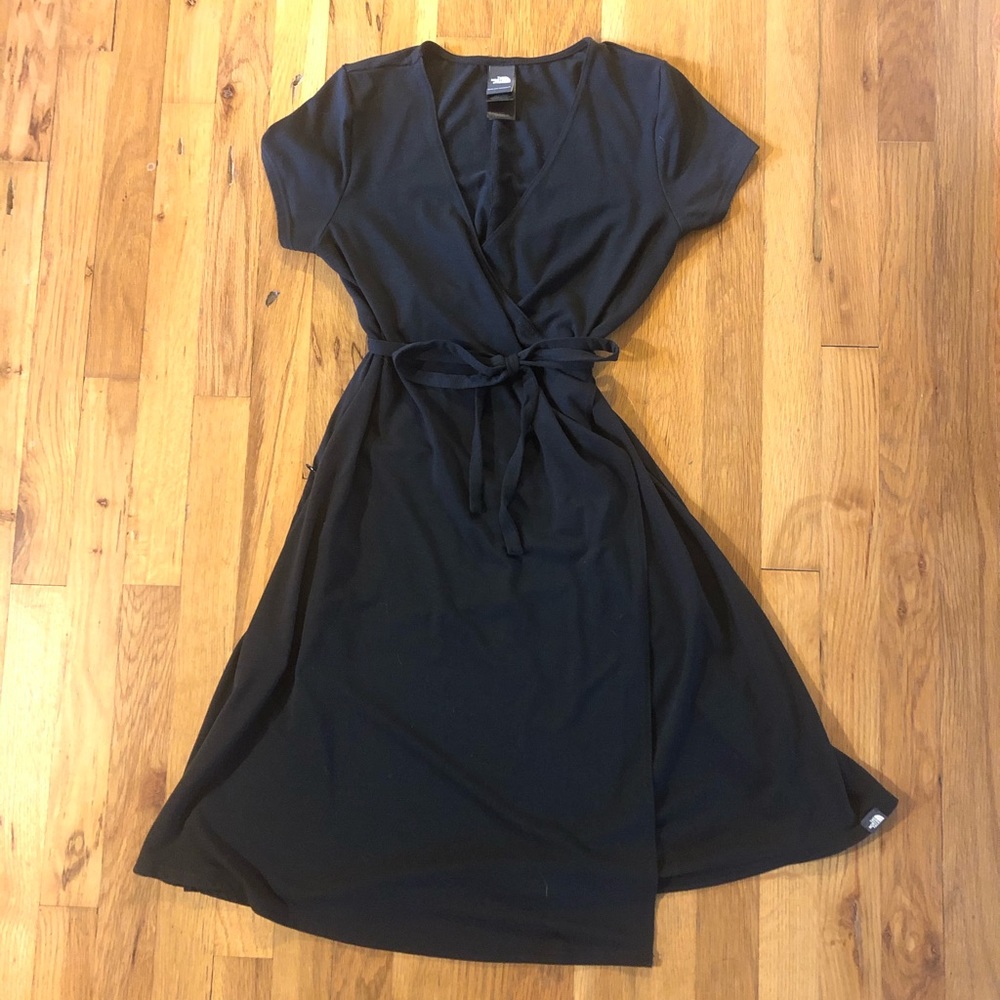 North Face Wrap Dress, size XS